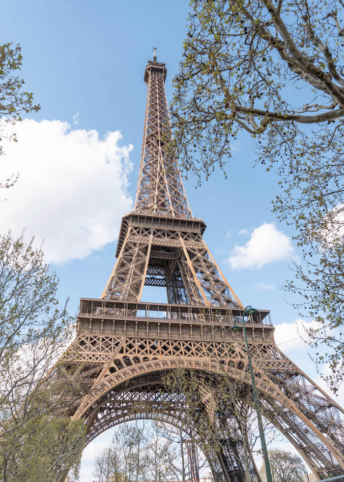 エッフェル塔内レストラン「マダム・ブラッスリー」 | O'Bon Paris